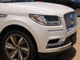 Used 2019 Lincoln Navigator Reserve image 5