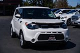 Used 2016 Kia Soul ! image 2