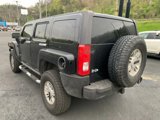 Used 2006 HUMMER H3 image 3