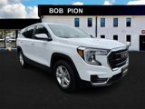 Used 2024 GMC Terrain SLE image 3
