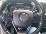 Used 2019 Jeep Cherokee Trailhawk image 3