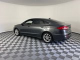 Used 2019 Ford Fusion SE image 5