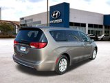 Used 2018 Chrysler Pacifica Touring Plus image 5
