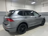 Used 2022 Volkswagen Tiguan SE R-Line image 3