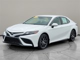 Used 2024 Toyota Camry SE image 2