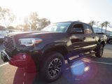 Used 2020 Toyota Tacoma TRD Sport image 3