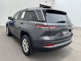 Used 2022 Jeep Grand Cherokee Limited image 6
