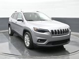 Used 2019 Jeep Cherokee Latitude w/ Cold Weather Group image 2