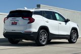 Used 2023 GMC Terrain SLT image 3