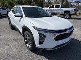 New 2025 Chevrolet Trax LT image 2