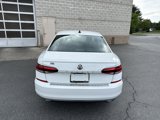 Used 2021 Volkswagen Passat 2.0T SE image 4