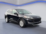 Used 2020 Ford Escape SE image 3