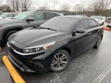 Used 2022 Kia Forte LXS w/ LXS Technology Package image 2