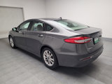 Used 2020 Ford Fusion SE image 5