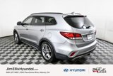 Used 2017 Hyundai Santa Fe Limited image 3