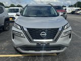 Used 2022 Nissan Rogue SV image 2