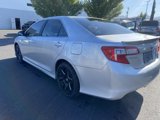 Used 2014 Toyota Camry SE image 3