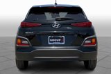 Used 2021 Hyundai Kona SE image 4