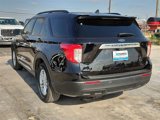 Used 2024 Ford Explorer XLT image 3