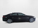 Used 2015 Jaguar XF Premium image 4