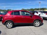 Used 2019 Chevrolet Trax LT w/ LT Convenience Package image 2