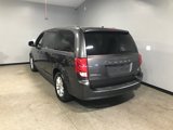 Used 2019 Dodge Grand Caravan SXT image 5