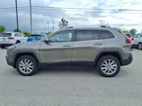 Used 2016 Jeep Cherokee Limited image 4