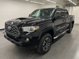 Used 2022 Toyota Tacoma TRD Sport image 4
