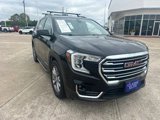 Used 2022 GMC Terrain SLT w/ LPO, 'HIT The Road' Package image 3