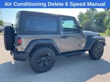 Used 2018 Jeep Wrangler Sport image 3