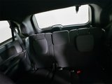 Used 2019 Dodge Grand Caravan SE image 3