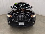 Used 2018 Jeep Grand Cherokee Laredo image 2