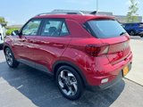 Certified 2022 Hyundai Venue Limited w/ Cargo Package image 5