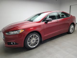 Used 2016 Ford Fusion SE w/ Equipment Group 202A image 2