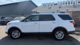 Used 2013 Ford Explorer XLT image 2