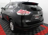 Used 2015 Nissan Rogue SV image 3