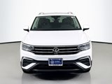 Used 2022 Volkswagen Tiguan SE w/ Panoramic Sunroof Package image 6