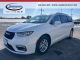 Used 2022 Chrysler Pacifica Touring-L image 3