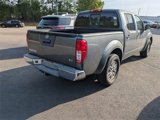 Used 2016 Nissan Frontier SV image 2