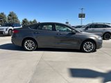 Used 2019 Ford Fusion SE image 2