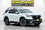 New 2025 Nissan Pathfinder Rock Creek image 2