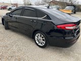 Used 2020 Ford Fusion SE image 4