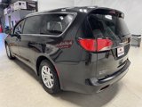 Used 2022 Chrysler Voyager LX image 5