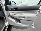 Used 2011 Toyota Tacoma PreRunner image 5