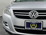Used 2011 Volkswagen Tiguan SE image 6