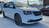 Used 2017 Dodge Grand Caravan SXT w/ Blacktop Package image 3
