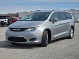 Used 2018 Chrysler Pacifica Touring-L w/ Advanced Safetytec Group image 3