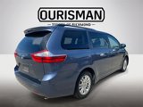 Used 2015 Toyota Sienna XLE image 3