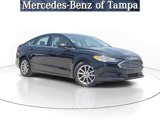 Used 2017 Ford Fusion SE image 1