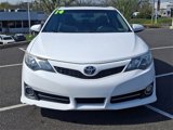 Used 2014 Toyota Camry L image 2